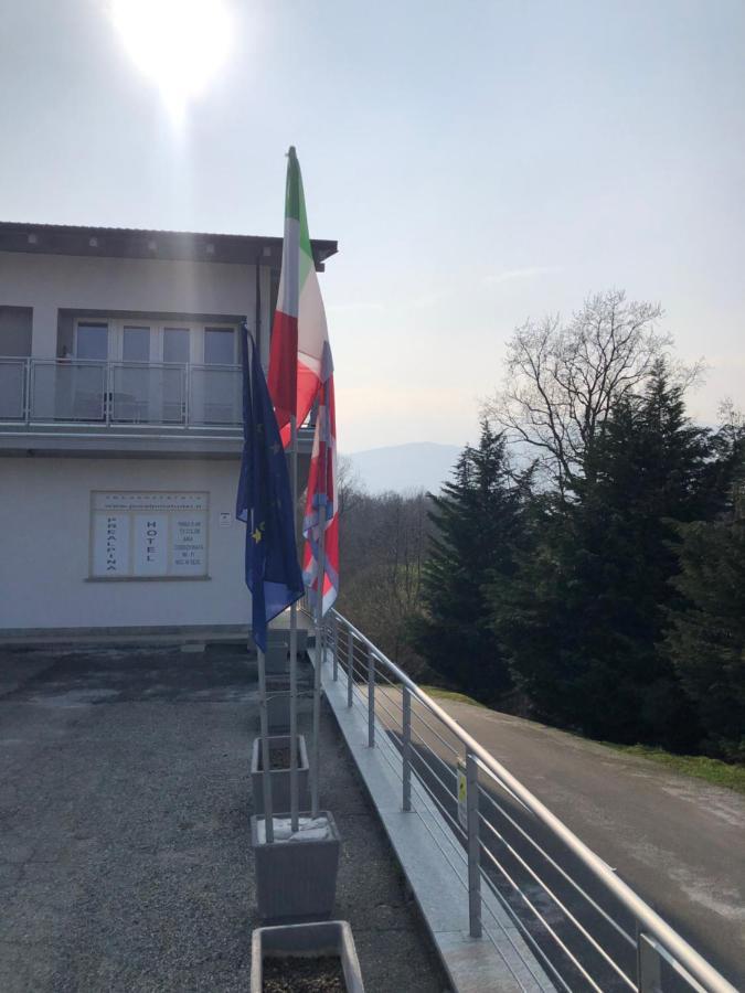 Prealpina Hotel Bagnolo Piemonte Exterior foto